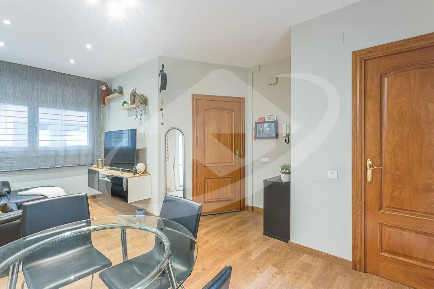 Wohnung zum Verkauf in Sabadell mit Parkett, Terrasse und Abstellraum