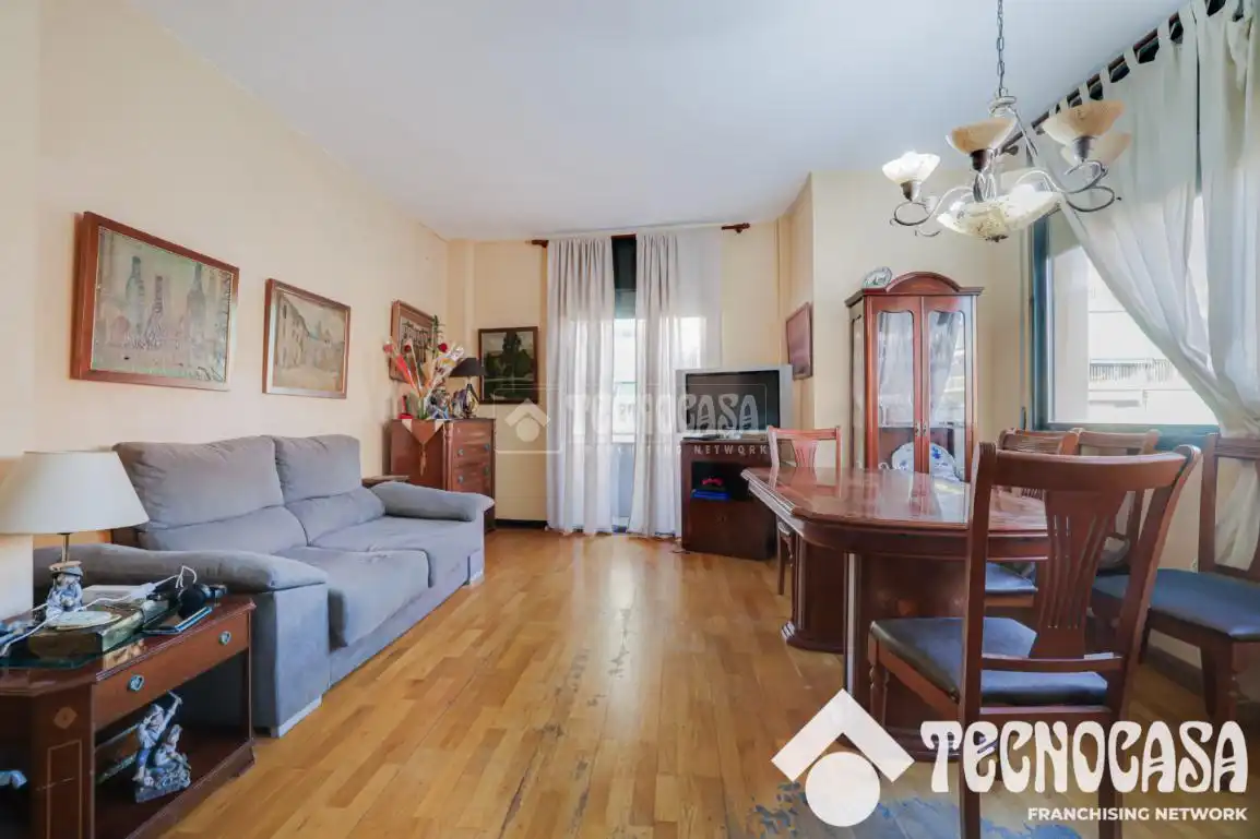 Sala de estar de Piso en venta en Barcelona con Aire acondicionado, Calefacción y Parquet