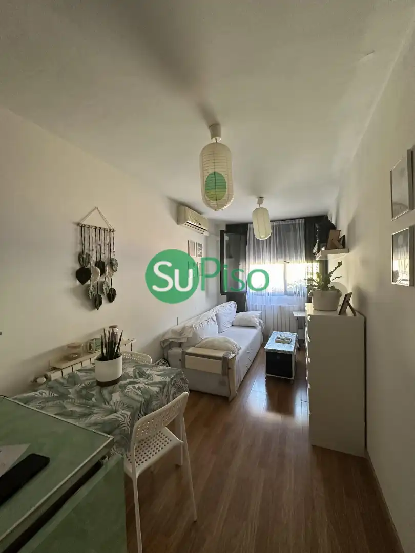 Habitación de Estudio en venta en Yeles con Aire acondicionado, Calefacción y Amueblado