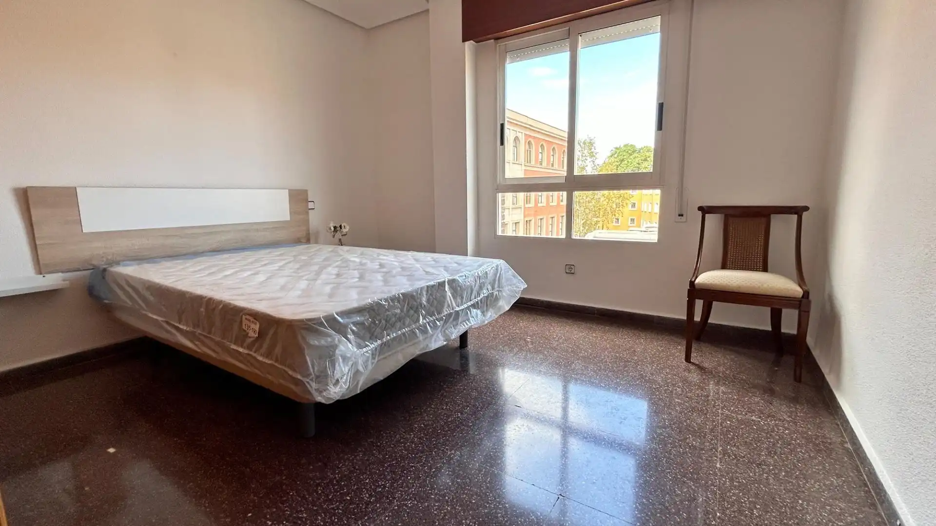 Habitación de Piso para compartir en Murcia con Terraza, Amueblado y Balcón