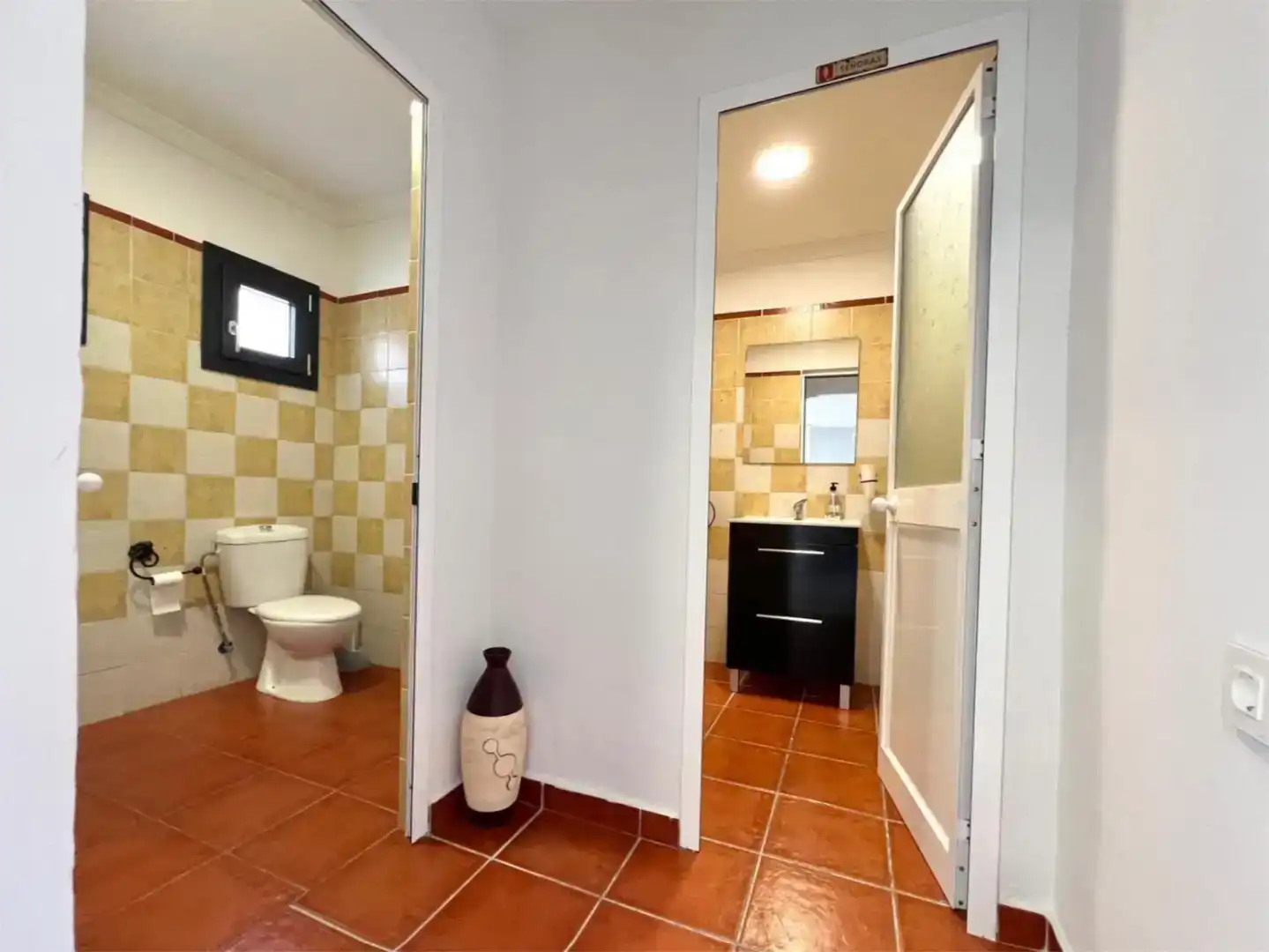 Baño de Local en venta en Medina Sidonia