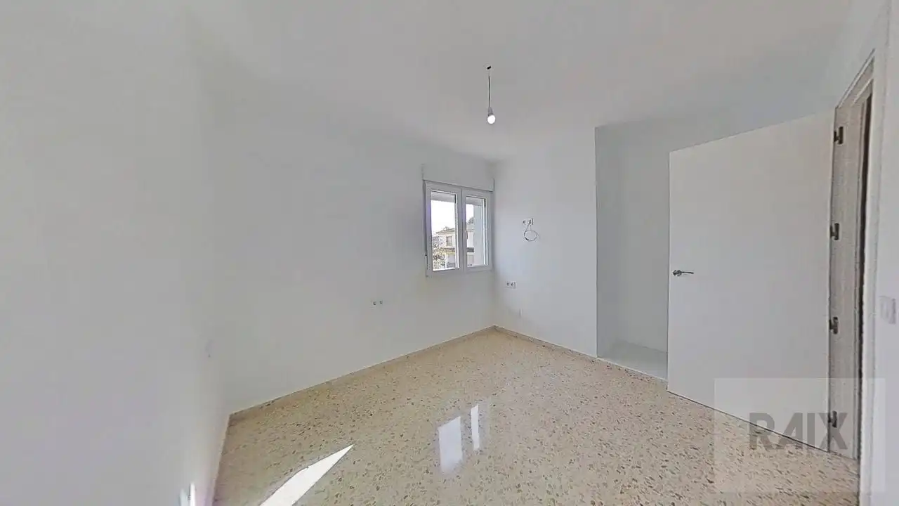 Habitación de Casa o chalet en venta en Algeciras con Aire acondicionado, Terraza y Trastero