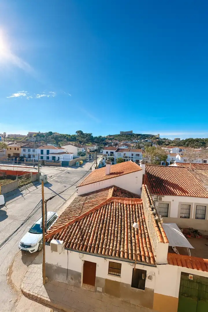 Exterior view of Flat for sale in Trujillo  with Air Conditioner, Oven and Washing machine
