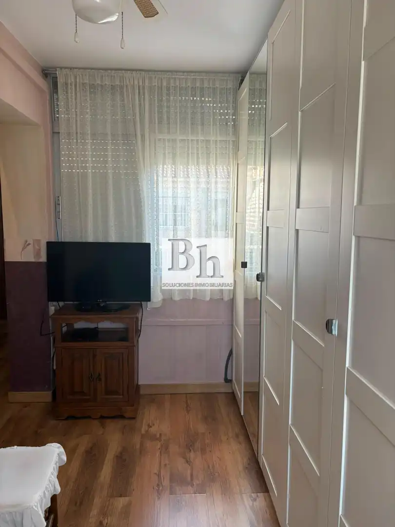 Schlafzimmer von Wohnung zum Verkauf in Málaga mit Klimaanlage, Privatgarten und Parkett