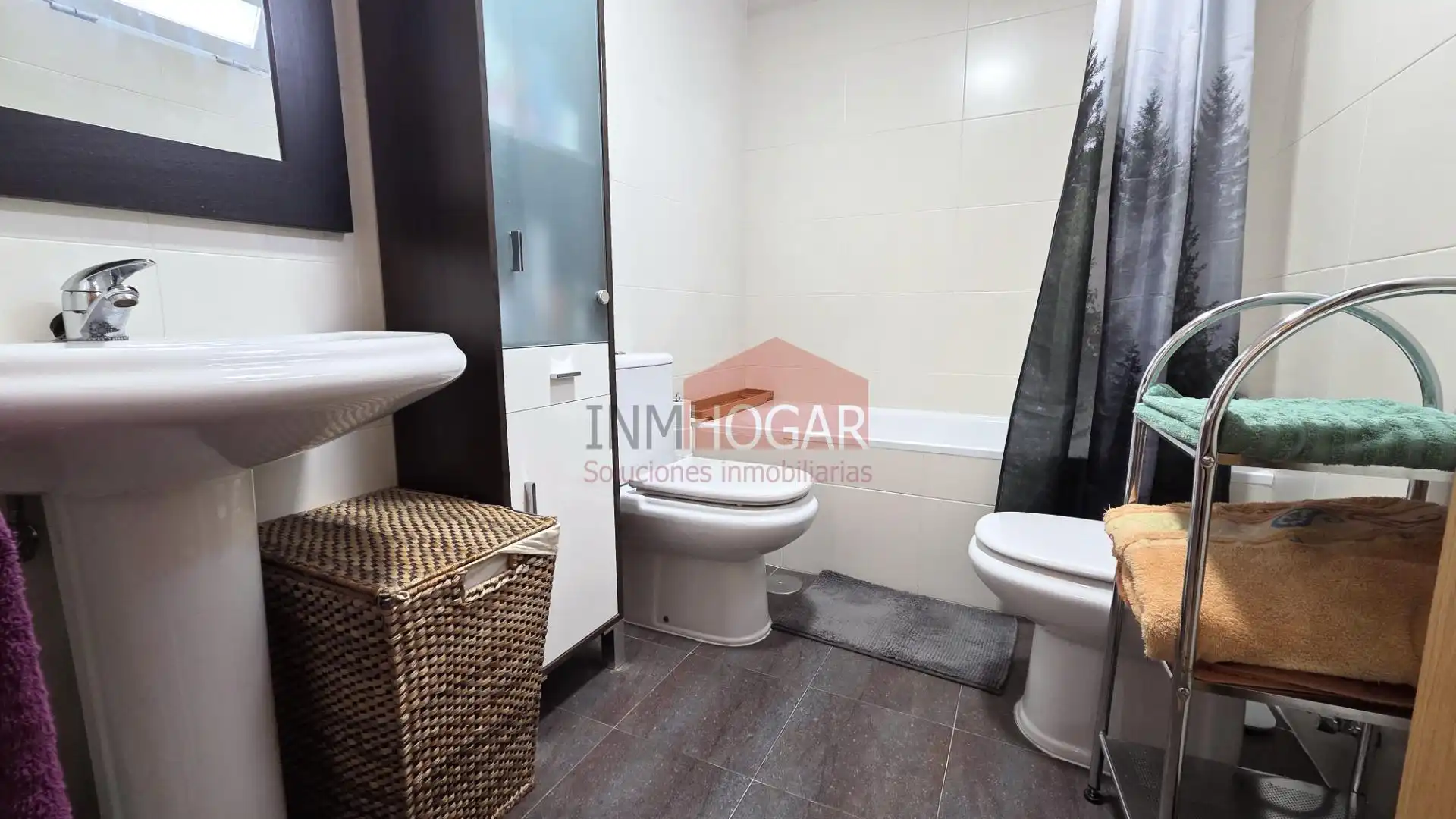 Baño de Piso en venta en Ávila con Calefacción, Terraza y Balcón