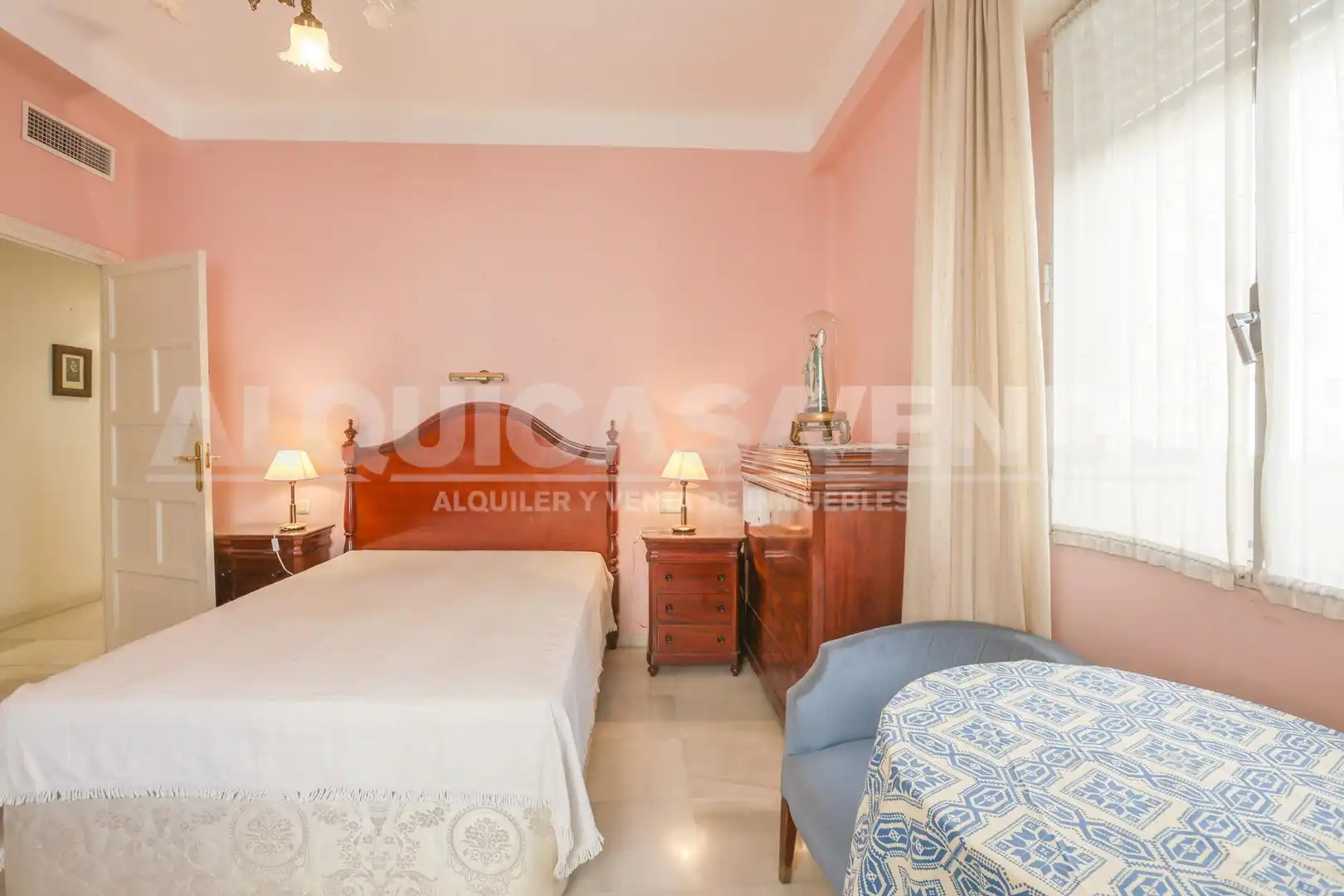 Flat with balcony for sale in Los Remedios, imagen 20