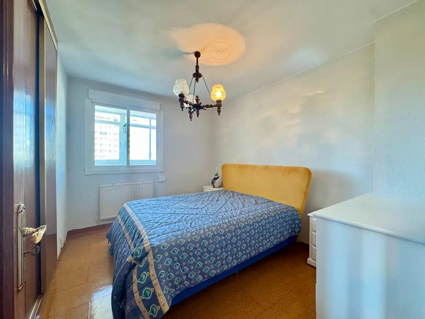 Habitación de Piso en venta en Vigo  con Calefacción y Trastero