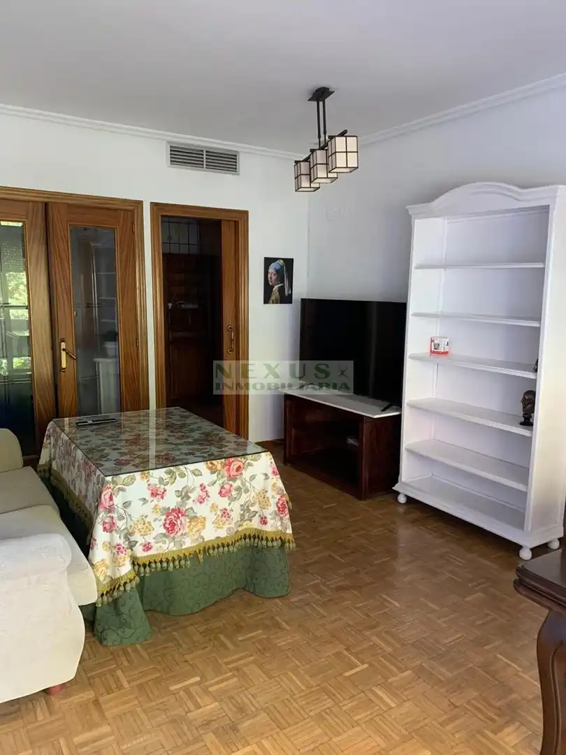 Apartamento de alquiler en Centro