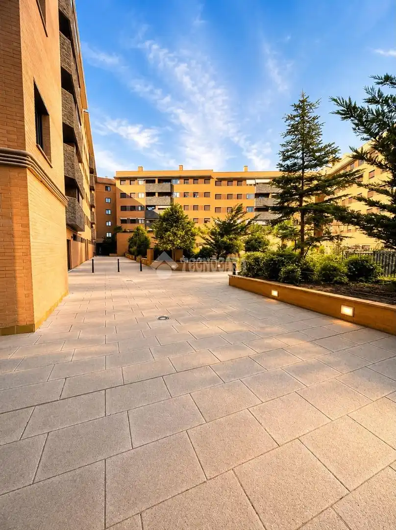Vista exterior de Piso en venta en Ciempozuelos con Aire acondicionado y Calefacción