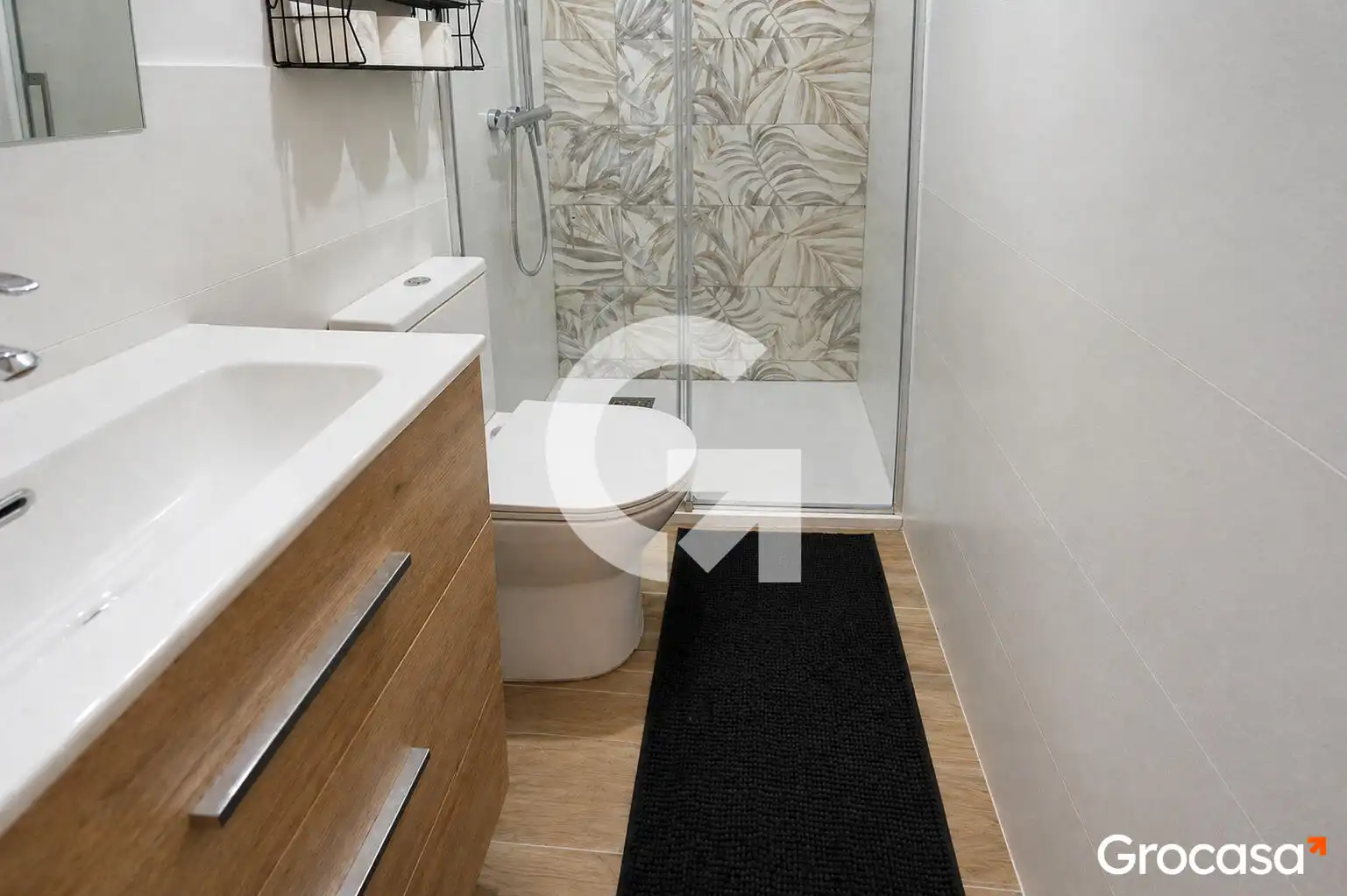 Bathroom of Detached homes for sale in Vallirana  with Air Conditioner, Terrace and Storage room
