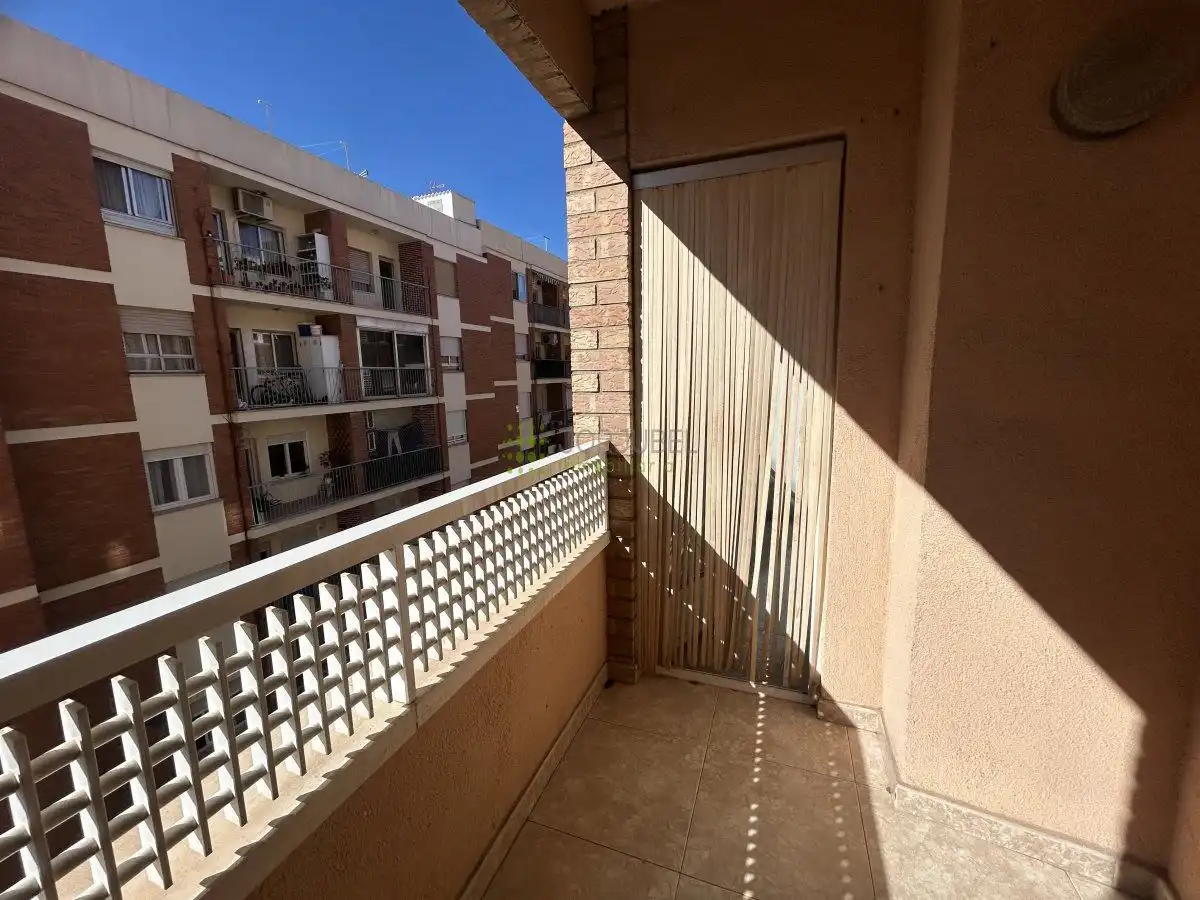 Piso en venta en Tarrega monteblanco, Ensanche - Parque del Oeste