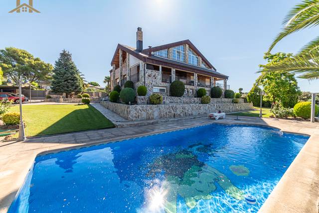 Casa-chalet en Venta en Calle Guadalquivir en El Bosque