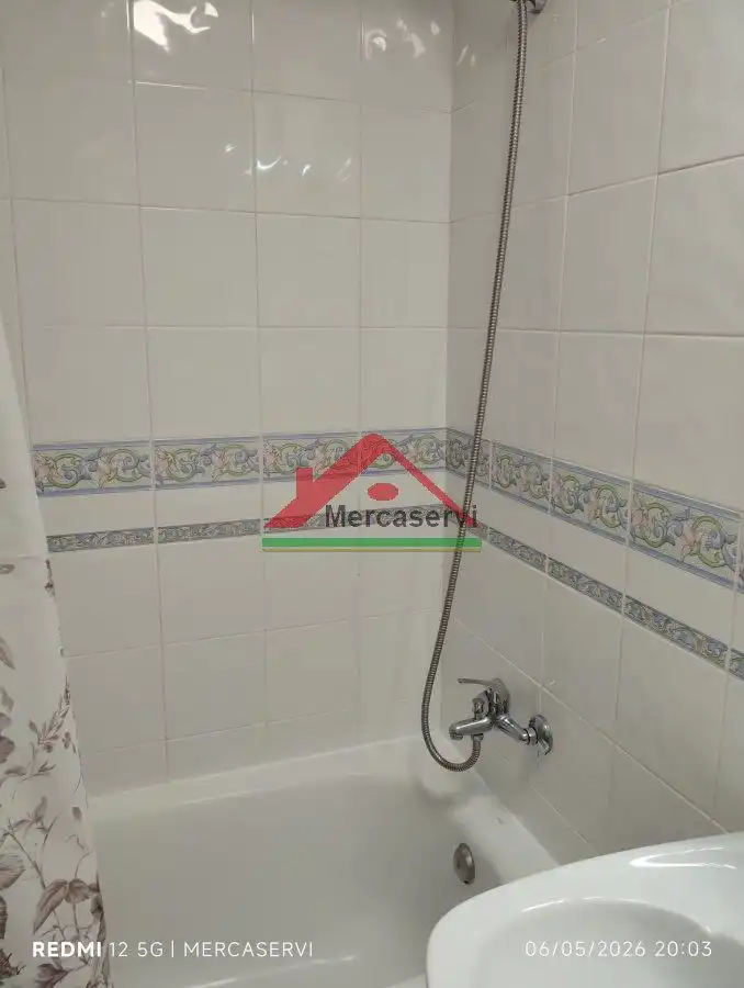 Badezimmer von Wohnungen zum Verkauf in Vinaròs mit Terrasse und Möbliert