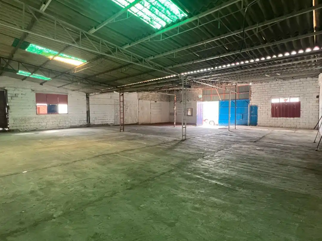 Industrial building to rent in Calle Acebo 2, imagen 9