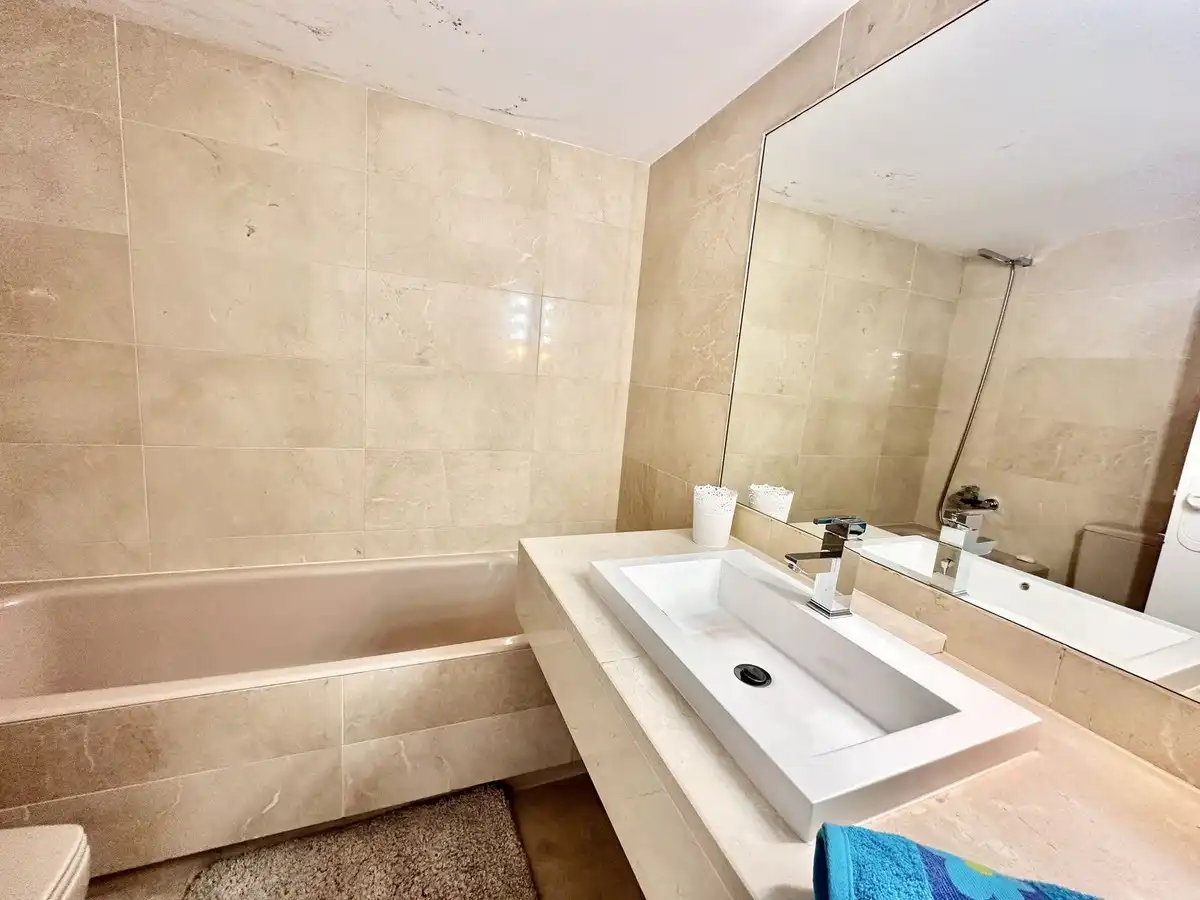 Apartament amb terrassa en venda a Milla de Oro, imagen 15