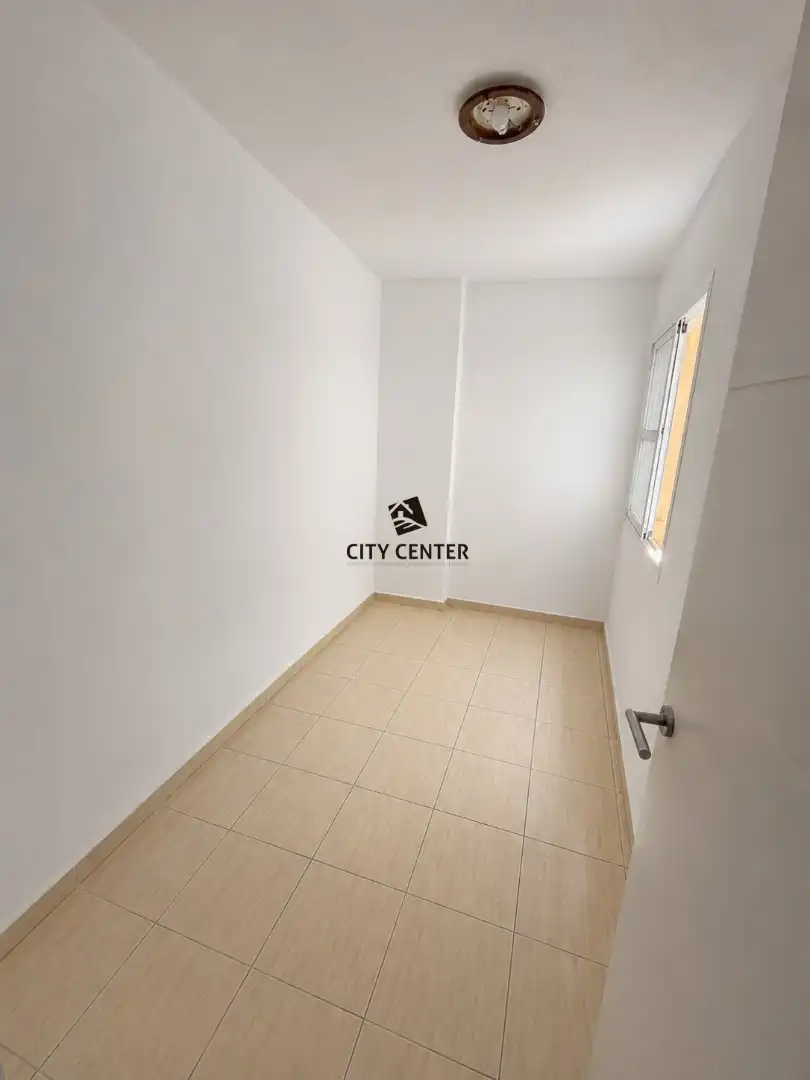 Piso en venta en Granadilla de Abona con Trastero y Balcón