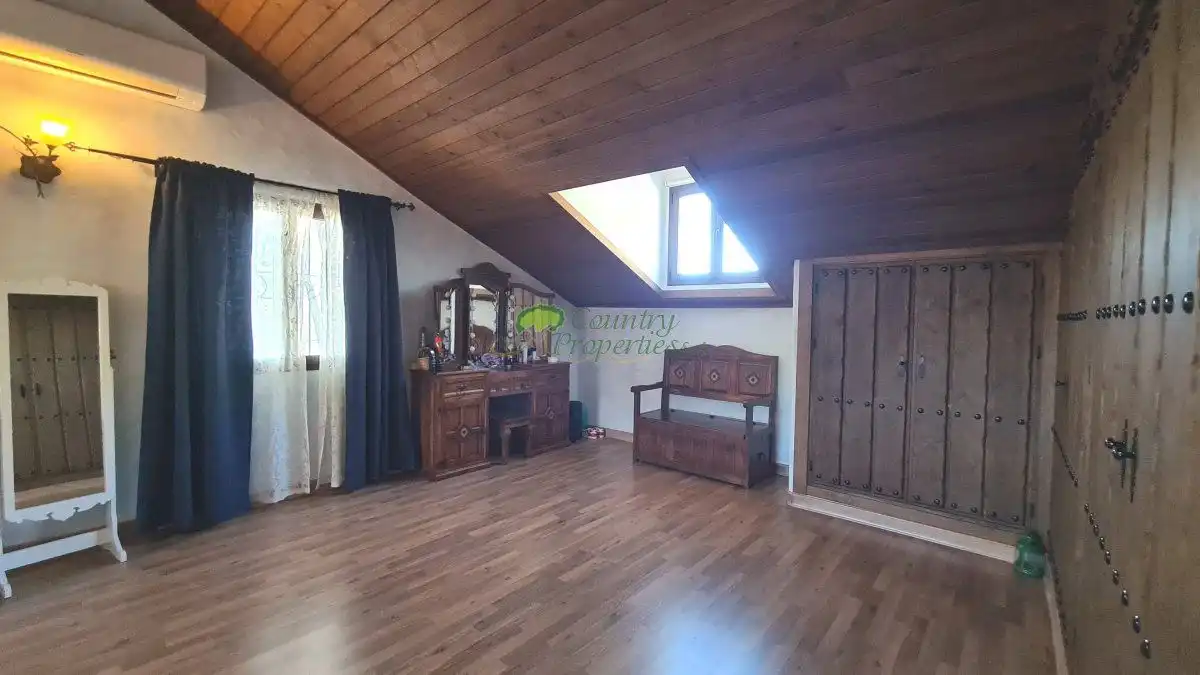 Finca rústica en venda en Canillas de Albaida amb Aire condicionat, Calefacció i Jardí privat