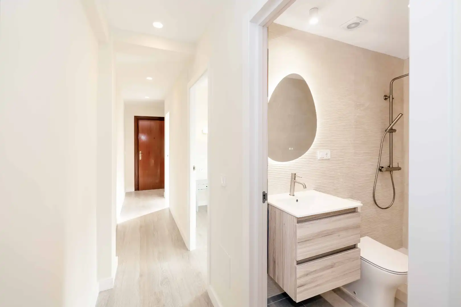 Badezimmer von Wohnung zum Verkauf in Málaga mit Klimaanlage, Heizung und Terrasse