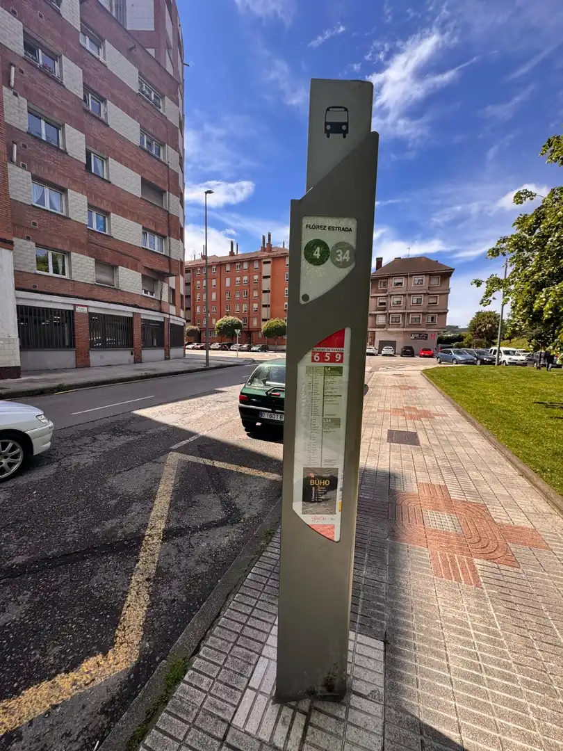Parking de Piso en venta en Gijón  con Calefacción