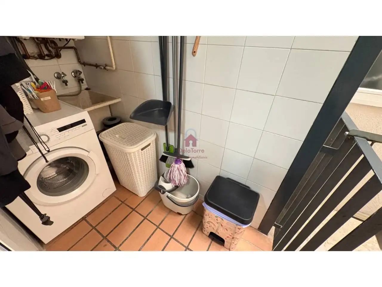 Kitchen of Flat for sale in Terrassa  with Air Conditioner, Heating and Storage room