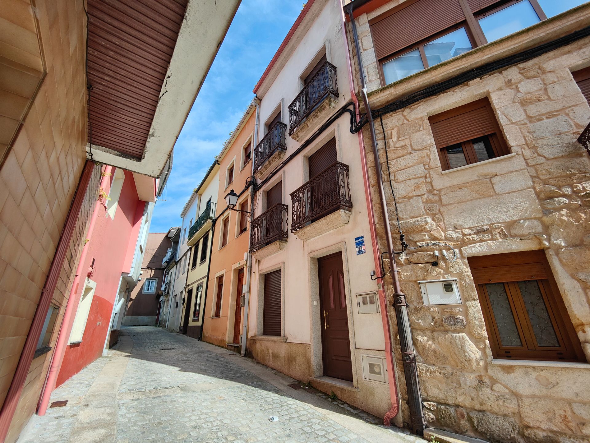 Vista exterior de Casa o xalet de lloguer en Rianxo amb Moblat, Forn i Rentadora