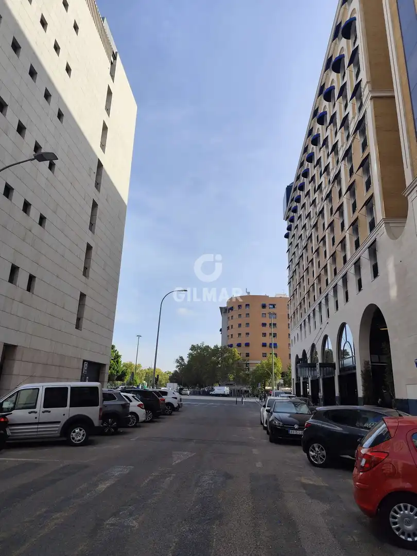 Vista exterior de Apartamento de alquiler en Sevilla con Calefacción y Amueblado