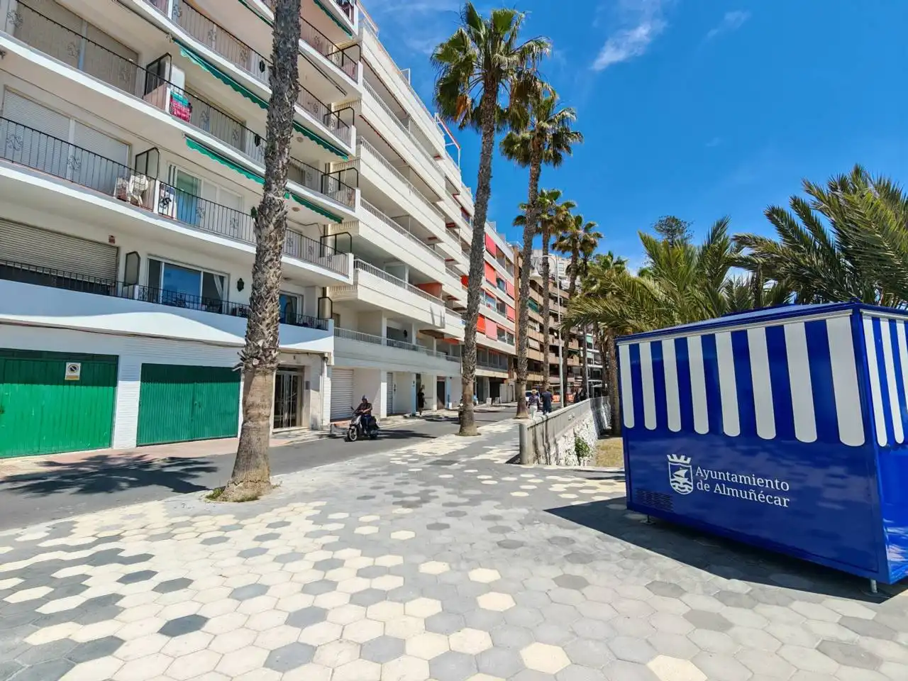 Business premises for sale in Paseo CALETILLA 4, imagen 3