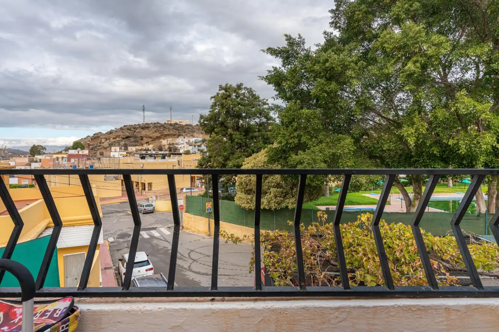 Vista exterior de Casa o xalet en venda en Rioja amb Aire condicionat, Traster i Balcó