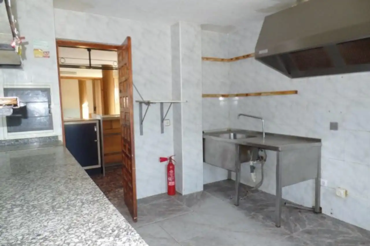 Edificio en venta en Carretera Asturias, Sariegos