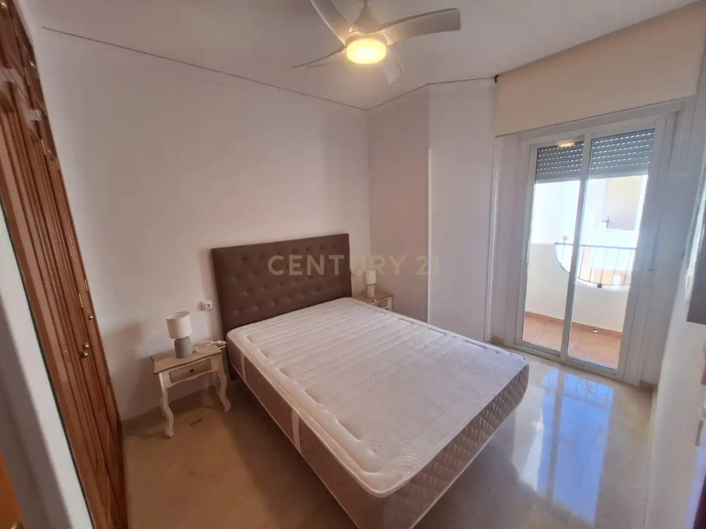 Habitación de Casa adosada de alquiler en Marbella con Aire acondicionado, Trastero y Piscina