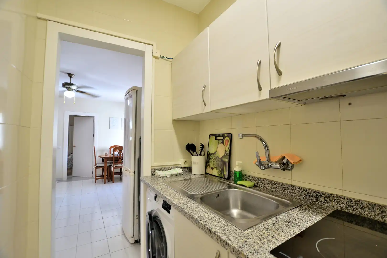 Cocina de Apartamento en venta en Ronda con Aire acondicionado, Trastero y Horno