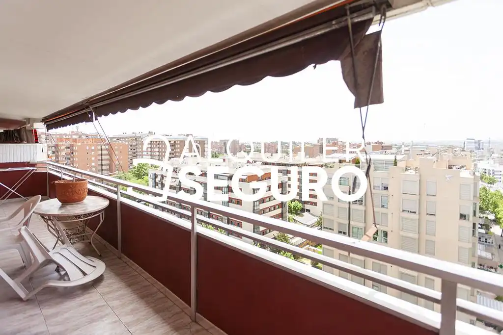 Terrassa de Pis de lloguer en Madrid amb Aire condicionat, Calefacció i Terrassa