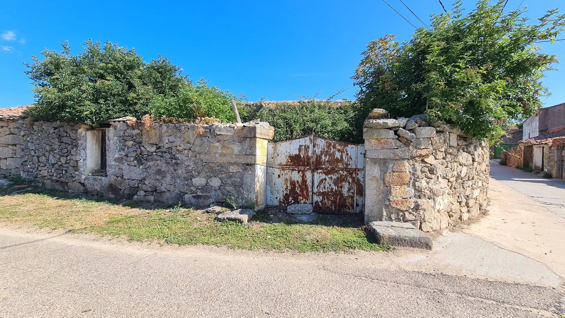 Finca rústica en venta en Peñausende con Jardín privado