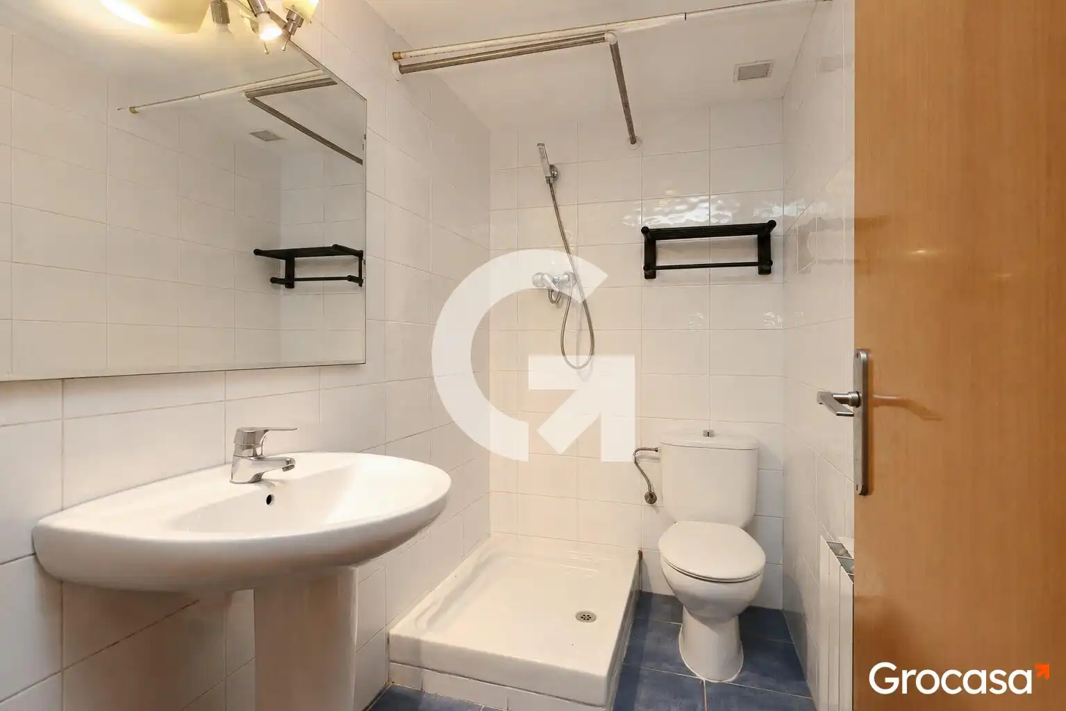Baño de Piso en venta en Rubí con Aire acondicionado, Calefacción y Terraza