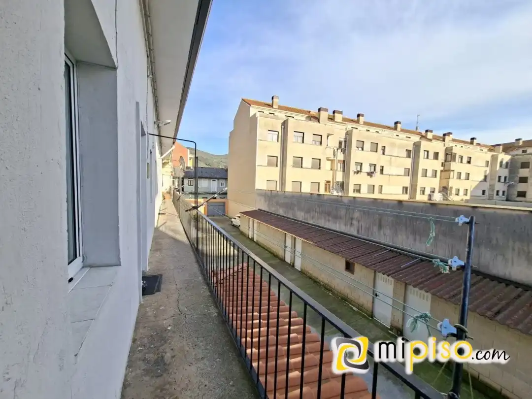 Terraza de Piso de alquiler en Santoña con Amueblado