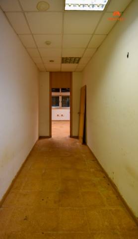 Local comercial en Venta en La Bisbal d'Empordà