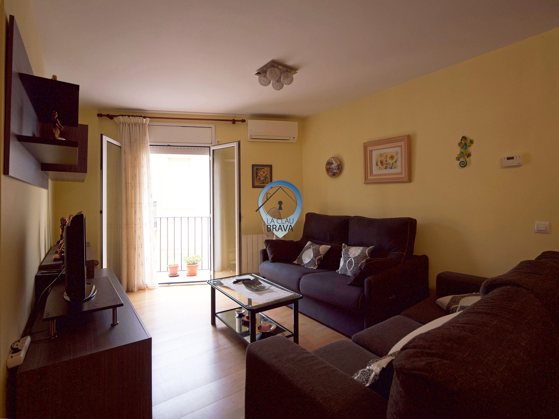 Living room of Flat for sale in Sant Feliu de Guíxols  with Air Conditioner, Heating and Storage room