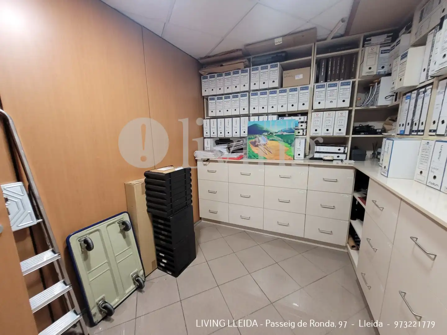 Office for sale in Lleida  with Air Conditioner, Heating and Storage room