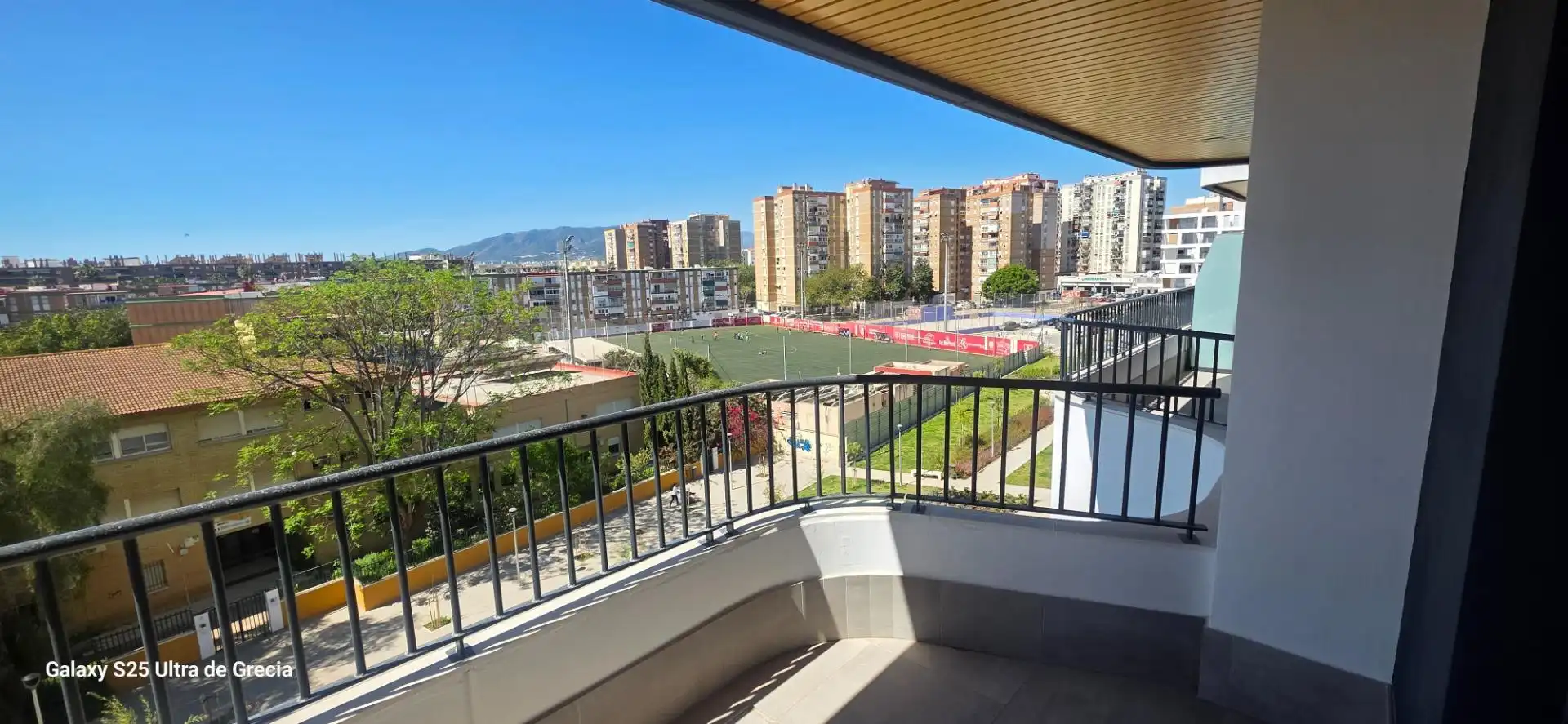 Pis amb piscina en venda a Calle Menorca