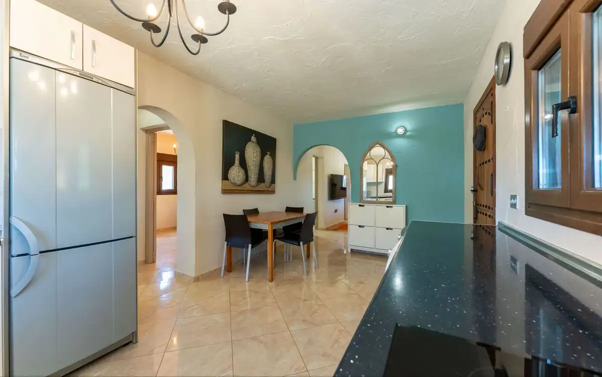 Chalet con piscina en venta en Calle Málaga, imagen 6