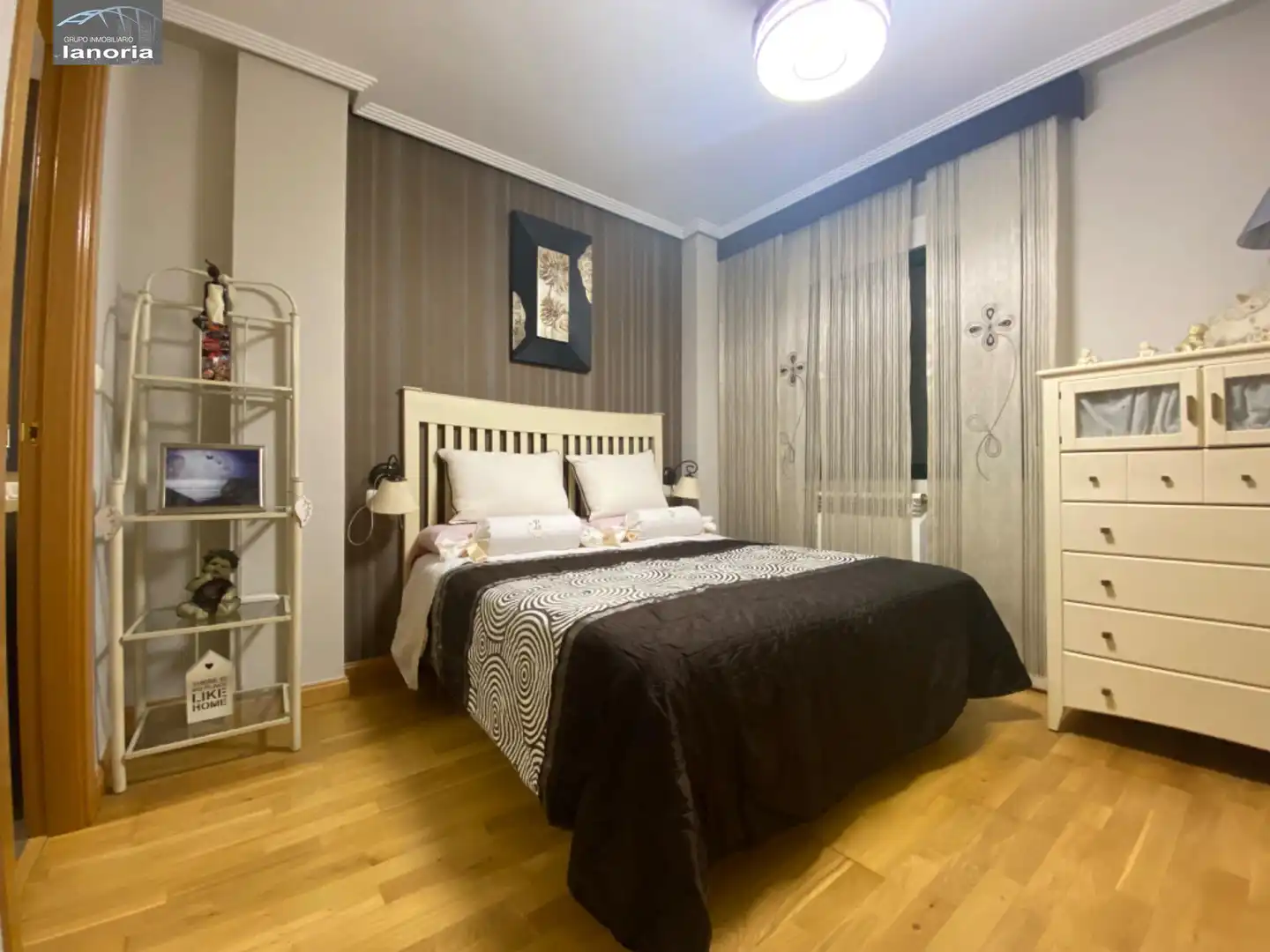Dormitori de Casa adosada en venda en Albacete amb Aire condicionat, Calefacció i Jardí privat