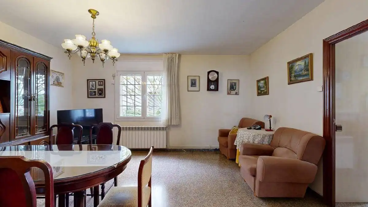Living room of Houses for sale in Barberà del Vallès  with Heating, Private garden and Terrace