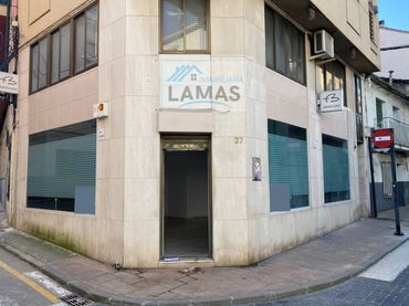 Local comercial en venda a N/A 37