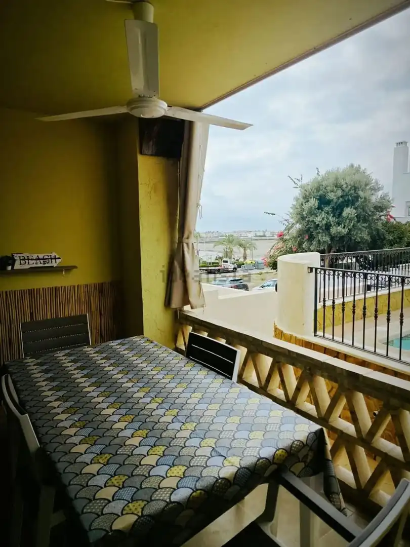 Terraza de Piso en venta en Cuevas del Almanzora con Aire acondicionado, Terraza y Piscina