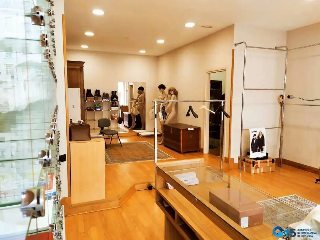 Local comercial en venda a Amara - Berri, imagen 3