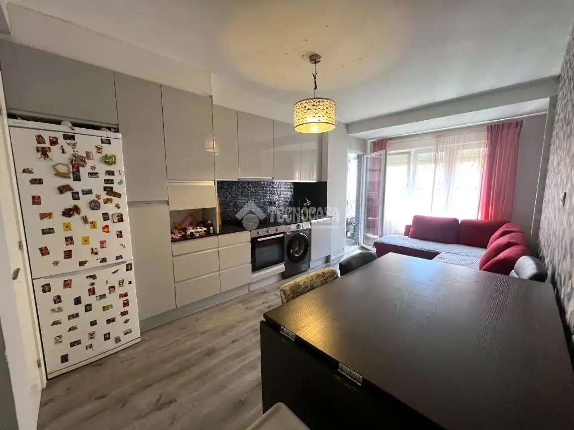 Living room of Flat for sale in Zaragoza  with Air Conditioner, Heating and Terrace