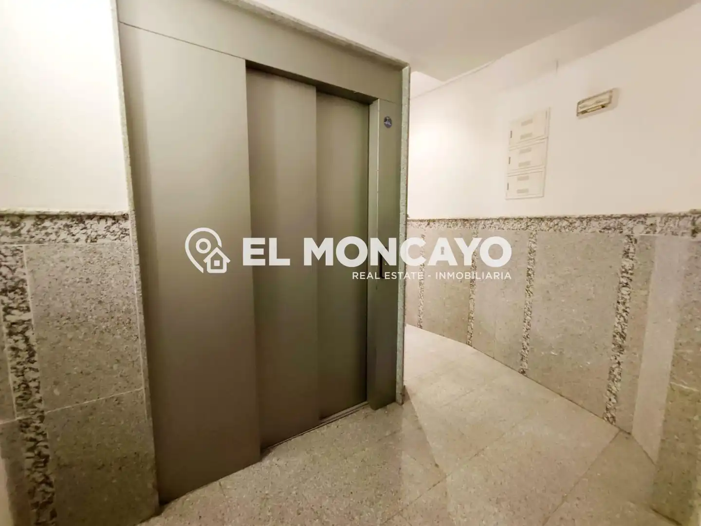 Apartments for sale in Almoradí  with Air Conditioner, Heating and Furnished