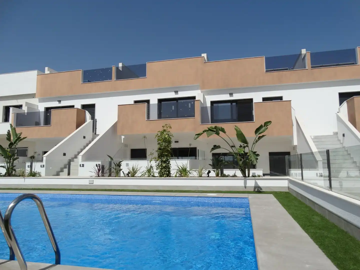 Bungalow with pool for sale in Pilar de la Horadada ciudad, imagen 2