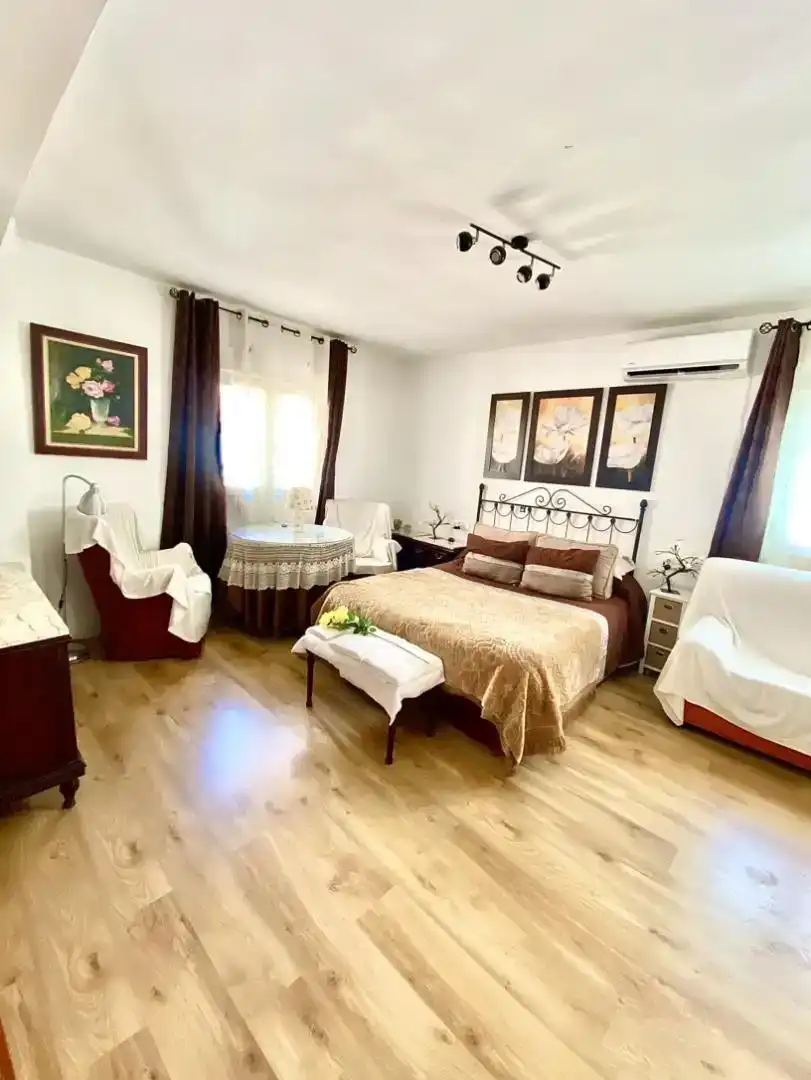 Habitación de Piso en venta en Maracena con Aire acondicionado, Piscina y Balcón