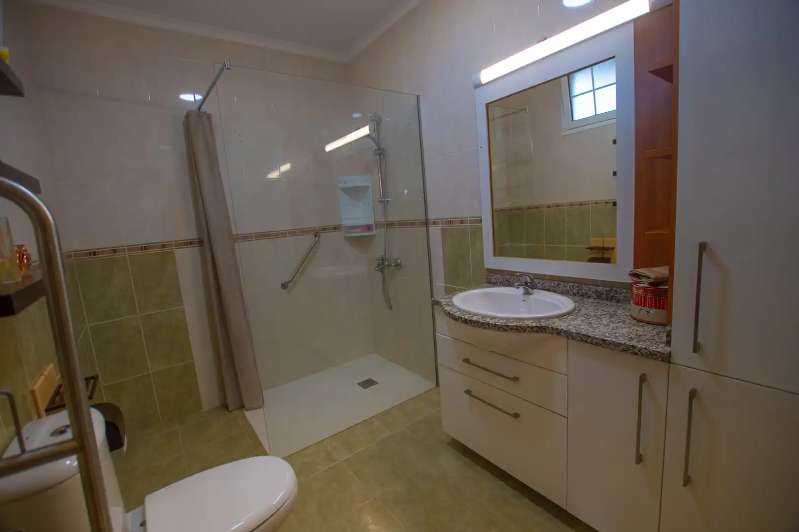 Bathroom of Houses for sale in Gáldar  with Terrace and Balcony